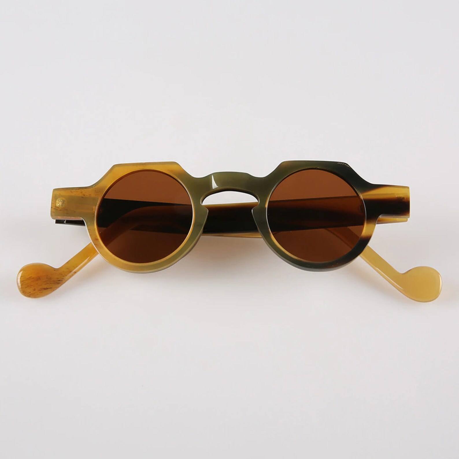 Natural Buffalo Horn