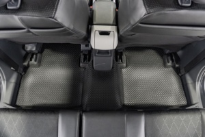 Tapetes de PVC KATA de 5mm de Grosor para Mitsubishi Xpander, Ajuste Personalizado 5D, Juego Completo de 3 Piezas, Impermeables, Fáciles de Limpiar, Sin Olor - Product Image 2