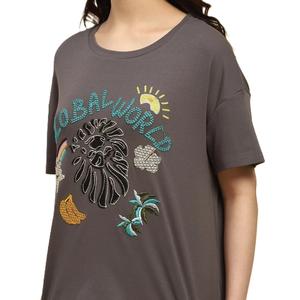 T-shirt graphique pour femmes en coton personnalisé vintage t-shirt personnalisé impression de t-shirt blanc pour femmes du Bangladesh vente en gros - Product Image 5