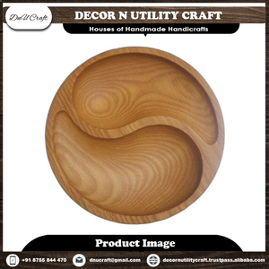 Petites assiettes rondes faites à la main en bois d'acacia naturel, design contemporain, écologiques, multi-usages, en vente au meilleur prix - Product Image 3
