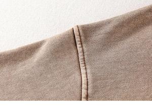 เสื้อสเวตเตอร์มีฮู้ดสำหรับผู้ชายผ้าคอตตอนเนื้อหนาสีน้ำตาลโอเวอร์ไซส์ออกแบบได้ตามต้องการมีคุณภาพ2024 - Product Image 3