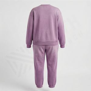 ชุดวอร์มผู้หญิงแบบสวมหัว พิมพ์ลายสกรีน ผ้าไหม ล้างสีแบบ Acid Wash ชุดจ็อกเกอร์ ชุดแทรคสูท เสื้อครอปฮู้ดดี้ กางเกงจ็อกเกอร์ ชุดกีฬา - Product Image 2