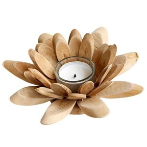 Porte-bougie en bois naturel à grain lisse, finition mate, texture bois, design personnalisé fait à la main pour la décoration de Noël à la maison - Product Image 4