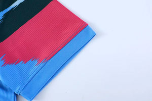 Vente en gros de maillots de football et de soccer de sublimation personnalisés de toutes les tailles, ensemble de chemises au design nouveau avec impression du nom et du logo - Product Image 5