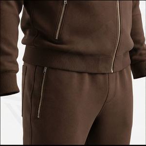 Conjunto Deportivo Personalizado con Logotipo, 100% Felpa de Poliéster, Talla Grande, 2 Piezas, Sudadera con Capucha y Pantalones Jogger para Hombre, Color Personalizado - Product Image 5