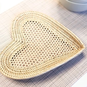 <b>Aesthetic</b> Handicrafts Round Rattan Seashell Serving Tray Festive Christmas Gift Decorative Tableware for Home Decor - Product Image 5