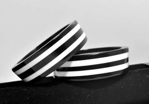 Bracelet jonc indien en résine écologique texturée, peint à la main, tendance et moderne, idéal pour les fêtes et les anniversaires, coloré et artisanal - Product Image 6