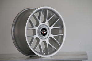 17 18 19 इंच <span class=keywords><strong>5005</strong></span> मल्टी स्पोक व्हील एल्यूमीनियम मिश्र धातु कास्टिंग व्हील रिम्स यात्री कार व्हील - Product Image 3