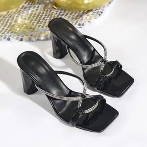 Sandalias de tacón alto con punta cuadrada y tacón grueso para mujer, talla grande, con pedrería, estilo flip-toe, nueva tendencia de moda 2026 - Product Image 6