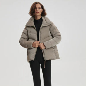 Chaquetas de plumón para mujer de alta calidad para invierno Prendas de abrigo modernas y acogedoras para uso informal y al aire libre Chaquetas acolchadas OEM - Product Image 5