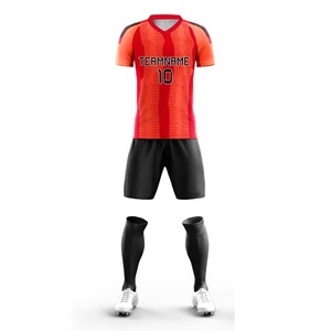 Tenues de football en maille polyester à sublimation, très vendues, pour hommes et femmes, ensembles de survêtements de sport personnalisés - Product Image 1
