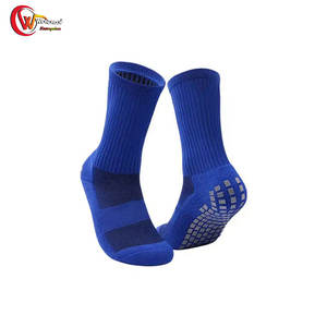 Calcetines de equipo OEM de alta calidad con logotipo de puños Calcetines deportivos de algodón transpirables y ecológicos para hombres para fútbol - Product Image 6