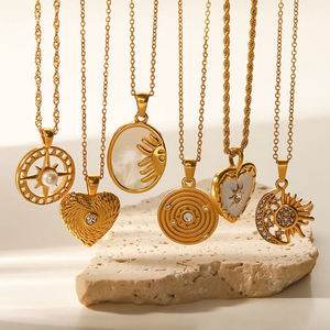 Collares con Colgante Redondo de Sol y Luna, de Plata de Ley Chapada en Oro Vintage, con Diamantes y Concha Natural, Estilo Hip Hop, para Hombre - Product Image 1