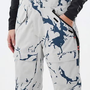 Baberos de esquí para mujer hechos a medida, pantalones de nieve aislados transpirables impermeables con impresión de logotipo para deportes de invierno y esquí - Product Image 4