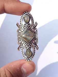 Bague Améthyste Majestueuse en Argent Sterling 925 Bijoux de Mariage Faits à la Main - Product Image 2