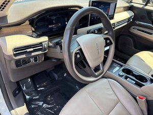 Pre-owned Clean 2023 Lin-coln Corsair Reserve Turbo Premium FWD - Product Image 4