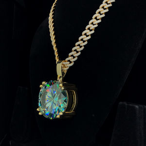 จี้เพชรมอยส์ซอไนต์สีเขียวประดับเพชรโมอิสซาไนต์ที่สวยงามของขวัญสำหรับเธอ - Product Image 5