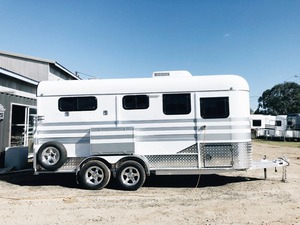 Best Price Livestock Luxury & Living Quarters Horse Floats (3+ Horse Capacity 500KG Max Payload 3145x1930x2155mm) For Sale - Product Image 6