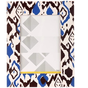 Marco de fotos de resina pintado en 3D, decoración de mesa táctil personal para añadir un espacio - Product Image 2