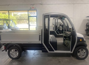 2022 Icon I60L Carrito de golf eléctrico 100% Elevado 6 pasajeros en nueva condición Azul caribeño - Product Image 2