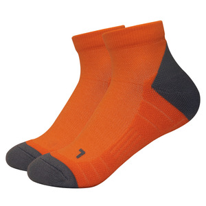 ถุงเท้ากีฬาข้อสั้น ผ้าโพลีเอสเตอร์ผสมคอตตอน คุณภาพสูง MOQ ต่ำ บาง แห้งเร็ว แบบครูว์ รับสกรีนโลโก้และขนาดตามสั่ง ขายยกแพ็ค 10 คู่ - Product Image 4