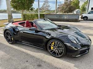 Porsche 911 Turbo S Cabriolet AWD 2024 d'occasion en excellent état, sans accident, conduite à gauche/droite - Product Image 6