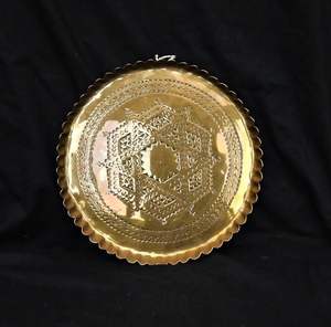 Plateau de service en aluminium de style indien traditionnel, idéal pour les événements et comme accessoire de vaisselle d'hôtel - Product Image 5