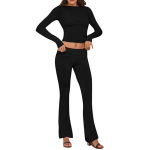 Ensembles de yoga pour femmes col rond manches longues Crop Tee et pantalon évasé taille basse survêtement Slim Fit deux pièces tenues - Product Image 3