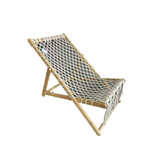 Chaise longue d'extérieur pliable et écologique en corde tissée à la main et en bois pour piscine, jardin, patio, type bambou pour parcs - Product Image 1