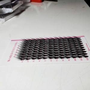 Pestañas Postizas Dobles Ligeras LONG MI NHU Y (EYELASH WISPY) - Pelo Sintético Hecho a Mano, Base Delgada y Puntiaguda, Grosor de 0.03-0.07mm - Product Image 6