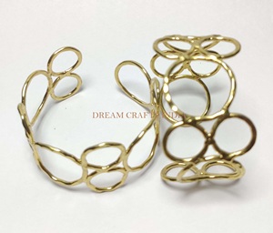 Brazalete dorado ajustable de alta calidad, brazaletes de moda para mujer, nuevo listado, accesorios de Metal de latón liso - Product Image 3