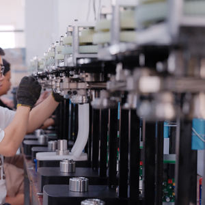 Máquina Selladora <span class=keywords><strong>de</strong></span> Latas <span class=keywords><strong>de</strong></span> 220V <span class=keywords><strong>de</strong></span> Nuevo Diseño y Máquina Enlatadora <span class=keywords><strong>de</strong></span> Atún en Vasos <span class=keywords><strong>de</strong></span> Plástico con Tapa Hermética - Product Image 6