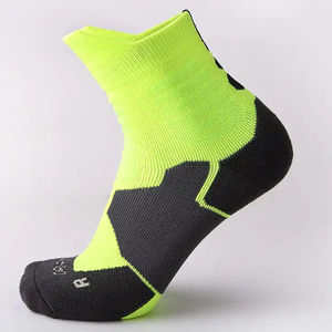 Chaussettes de sport confortables pour hommes et femmes, mélange de coton et de laine, douces, respirantes, élégantes, décontractées, pour l'extérieur, la remise en forme, durables, à porter au quotidien - Product Image 3