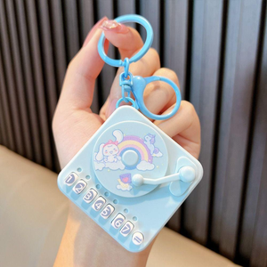 Porte-clés vintage créatif en forme de disque de gramophone, logo personnalisé, idéal pour les entreprises, fabriqué en alliage métallique durable - Product Image 5