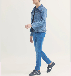 Chaqueta Vaquera de Mezclilla para Hombre, Estilo Urbano, Manga Larga, Color Claro, Chaqueta de Mezclilla Premium, Moda Casual, Venta al por Mayor, Ropa Urbana - Product Image 4