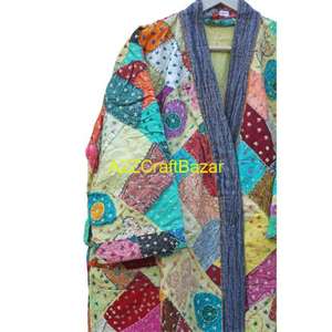 Chaqueta de Invierno Vintage Hecha a Mano con Bordado Kantha, 100% Algodón, Antiarrugas, Secado Rápido, Reversible, con Cierre de Cinturón, Única para Mujer - Product Image 2