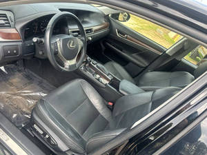 Voiture d'occasion de qualité abordable, Le-x-us GS 3-50 2014, conduite à gauche - Product Image 2