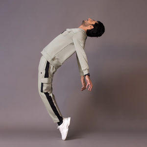 2025 High Quality Custom Logo Embossed Oversized Pullover <b>Sweater</b> 100% Cotton Good Quality TrackSuit For Unisex - Product Image 6