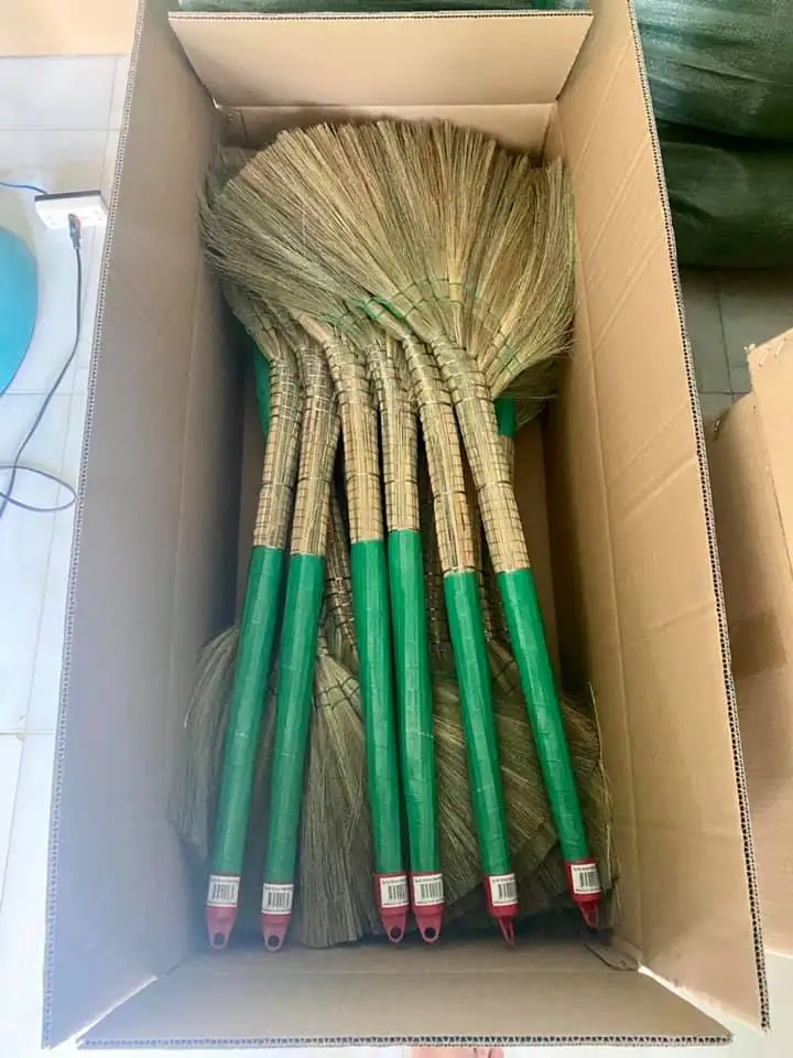 Vietnamese soft grass broom for cleaning home, decorative from Vietnam supplier 2023