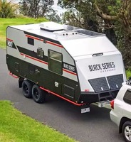 Caravane de voyage tout-terrain en aluminium, maison mobile, camping-car avec panneau solaire et rangement sur le toit pour le camping