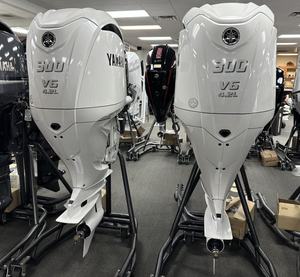 Meilleure Offre 2024 F300XCB2 & LF300XCB2 Moteur Hors-Bord Essence 6 Cylindres Blanc Arbre de 25 Pouces Paire de Moteurs Neuf - Product Image 2