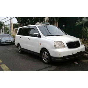 Le Japon a utilisé le MPV spacieux de Mit-subishi Dion avec le moteur économe en carburant et l'intérieur confortable - Product Image 6
