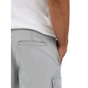 Pantalones cortos Cargo de camuflaje recortados sueltos para hombre, ropa de calle de camuflaje con dobladillo crudo con bolsillos utilitarios desgastados, 100% algodón, cintura media - Product Image 4