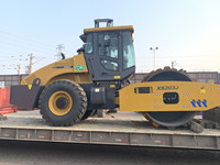 Rouleau compresseur vibrant à tambour unique de 20 tonnes XS203J |   Machine de compactage de sol et d'asphalte robuste pour la construction routière