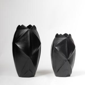 Florero de metal tradicional Embalaje Premium Diseño elegante Sala de estar Mesa Decoración Florero de metal de flores - Product Image 2