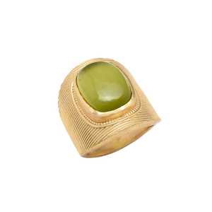 Anillo de piedras preciosas de Calcedonia verde chapado en oro para hombre y mujer - Product Image 1