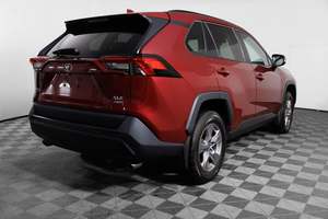 Toyota RAV4 XLE AWD SUV Hatchback 2.5L Gasolina Safety Sense 2.0 Techo Solar CarPlay Interior Oscuro en VENTA - Product Image 4