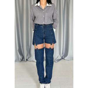 Jeans de Dos Piezas con Tirantes Azules - Azul - Product Image 3