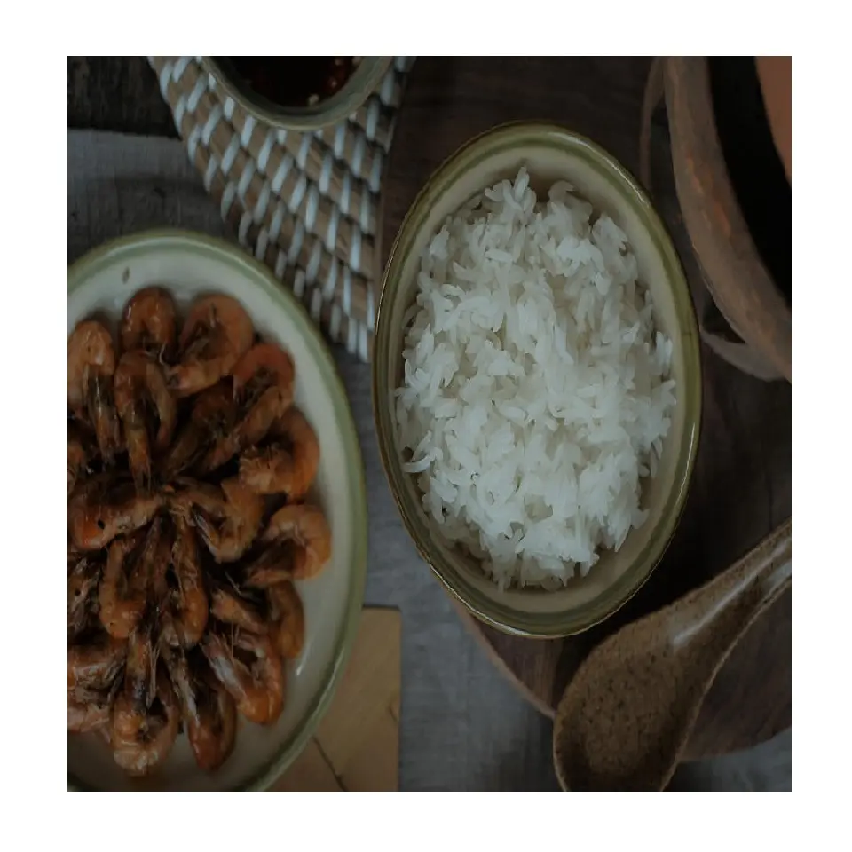 Bulk Verpakking Groothandel Graan Producten Jasmijn Rijst St25 6 Maanden Houdbaarheid Beste Prijs Van Vietnamese Merk