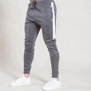 2025 personnalisé broderie Logo vêtements haute qualité Baggy pull deux pièces pantalons de survêtement et sweats à capuche ensemble survêtements pour hommes - Product Image 4
